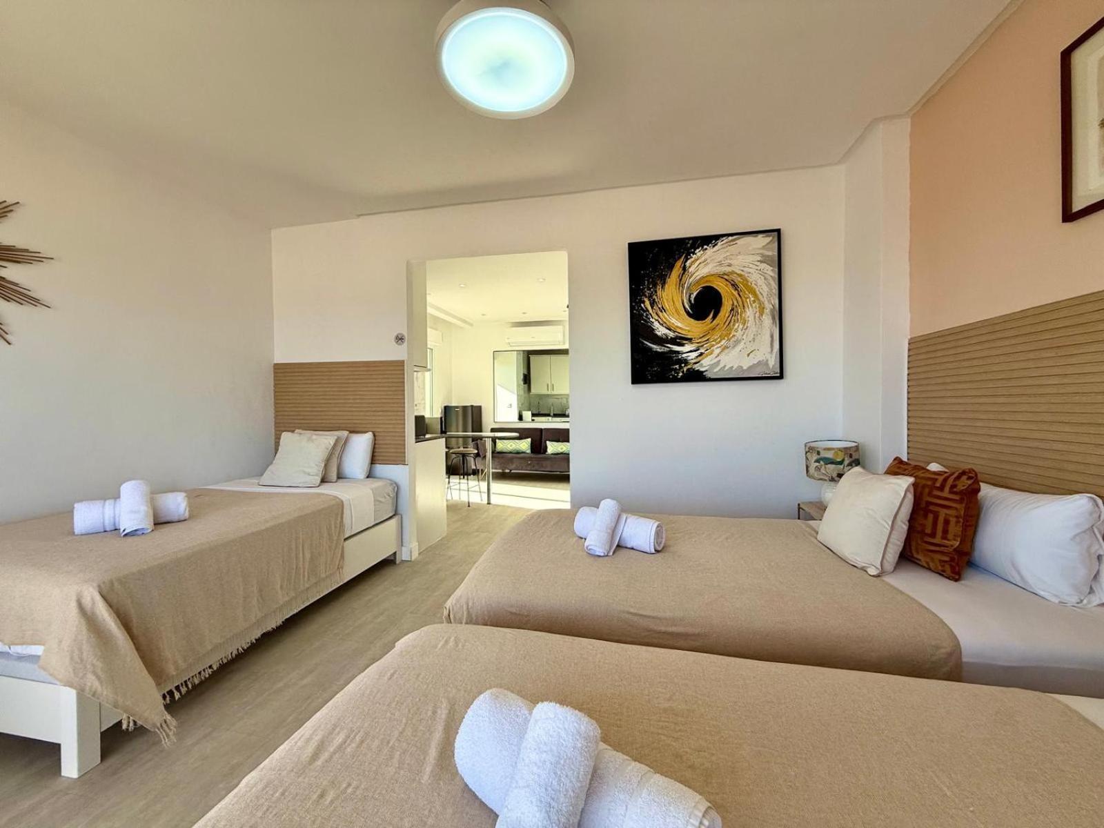 Riscal 19 By United Renters Apartament